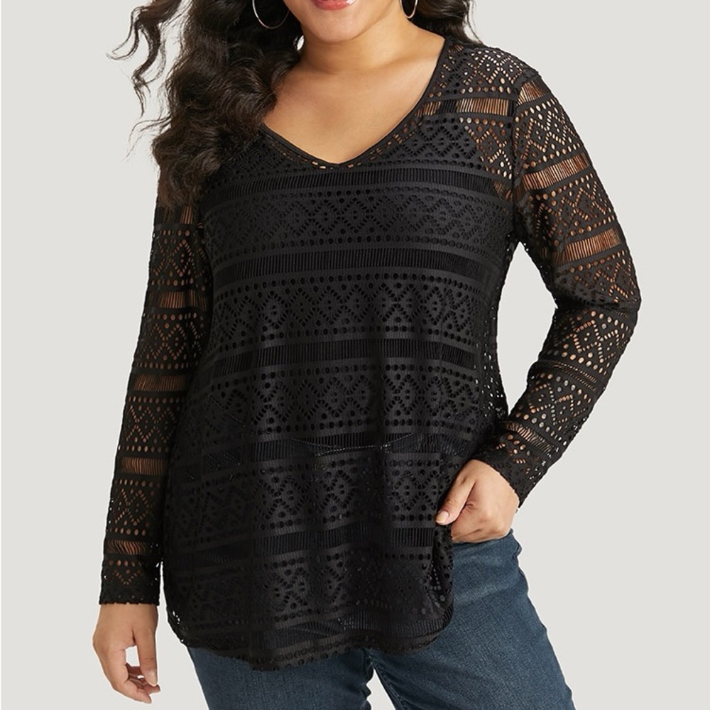 BloomChic Women's Black Lace Long Sleeve Top Plus Size 2X